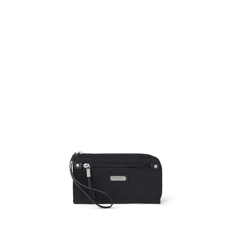 Leather luggage handles for a comfortable and stylish gripBaggallini Zip Around Wallet ZAW548