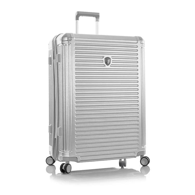Leather luggage handles for a comfortable and stylish gripHeys Edge 30" Hard Side Luggage With Metal Corners Leather luggage handles for a comfortable and stylish gripHeys Edge 30" Hard Side Luggage With Metal Corners