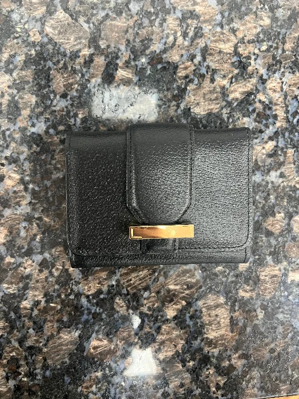 Expandable packing cubes sets in various sizes for organized suitcase packingOn Sale- Lodis Mallory French RFID Wallet- $25 Expandable packing cubes sets in various sizes for organized suitcase packingOn Sale- Lodis Mallory French RFID Wallet- $25