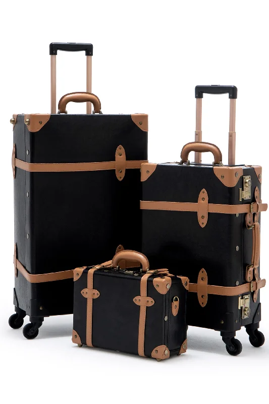 Waterproof luggage covers for protection against rain on outdoor tripsMinimalism 3 Pieces Luggage Set - Black's