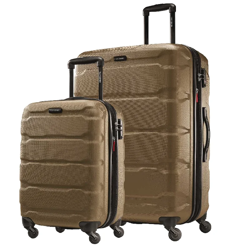 Magnetic luggage labels that can be easily changed or removedOmni PC 2 Piece Set (20"/28") Hardshell Spinner Luggage Sets