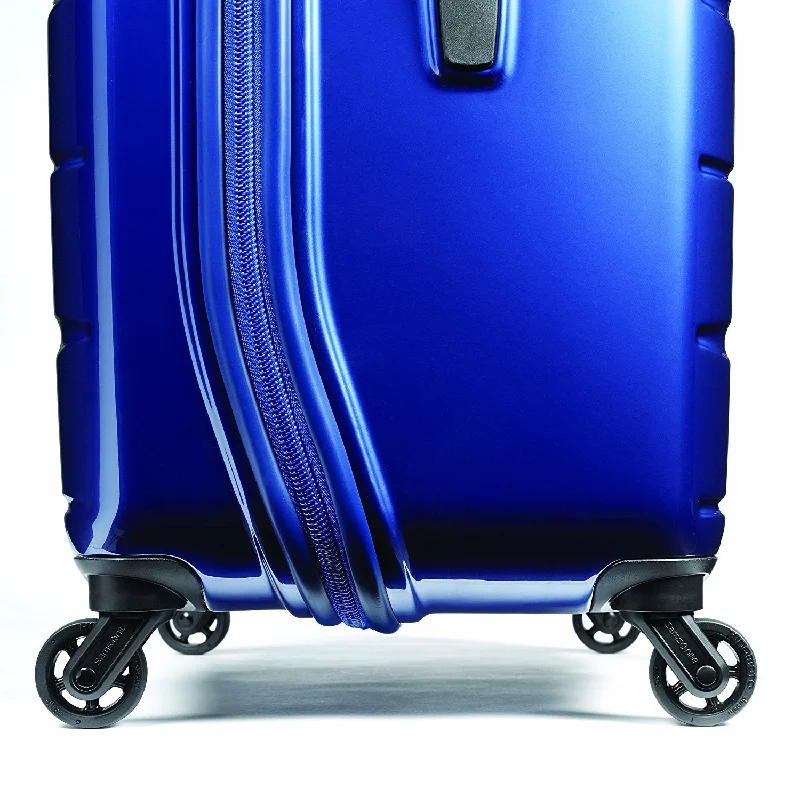 Lightweight luggage tags with personalized names and contact info for easy identificationSp Trunk Spinner 21 Lightweight luggage tags with personalized names and contact info for easy identificationSp Trunk Spinner 21
