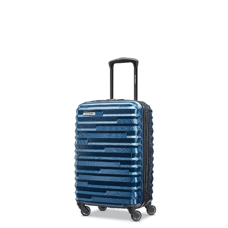Charging station travel adapters with multiple USB ports for powering devices on the goSamsonite Ziplite 4.0 Spinner Carry-On Expandable Luggage Charging station travel adapters with multiple USB ports for powering devices on the goSamsonite Ziplite 4.0 Spinner Carry-On Expandable Luggage