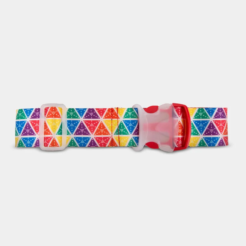 Lightweight luggage tags with personalized names and contact info for easy identificationTravelon Luggage Straps 12132
