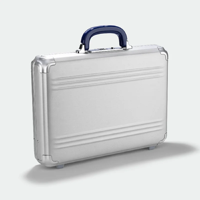Travel document holders with multiple slots for passports and ticketsZero Halliburton Pursuit Aluminum Medium Attache Case Silver Travel document holders with multiple slots for passports and ticketsZero Halliburton Pursuit Aluminum Medium Attache Case Silver