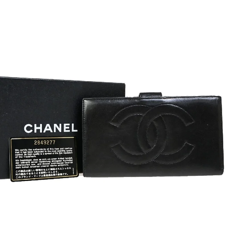 Chanel Cc  Leather Wallet  (Pre-Owned)