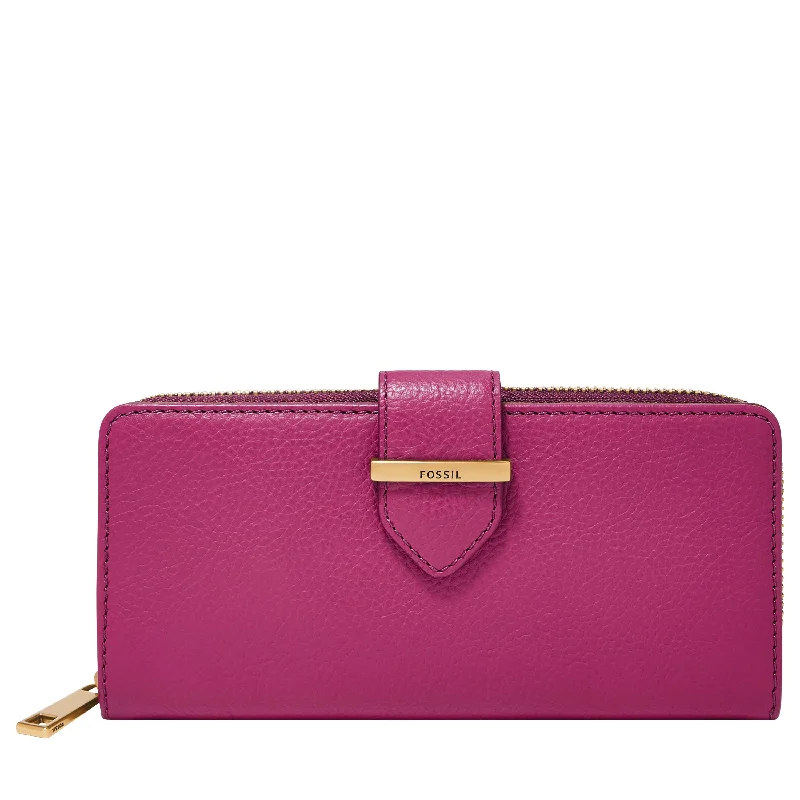 Money clips vs traditional walletsFossil Women's Bryce Leather Clutch