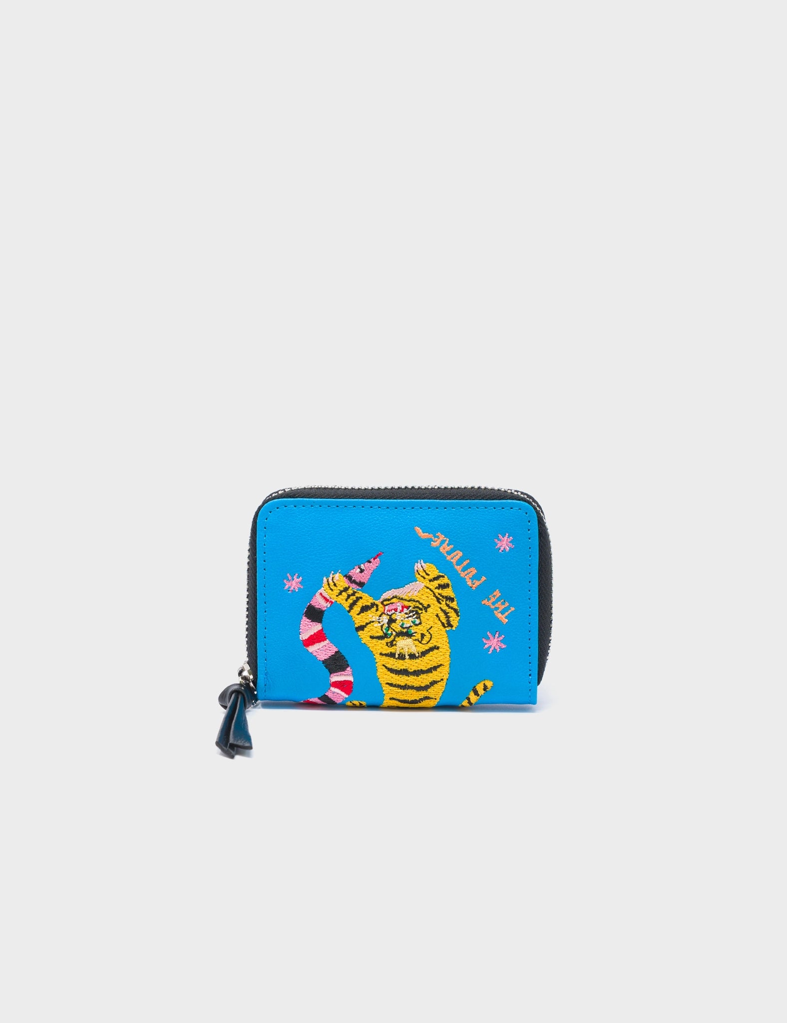 Money clips for holding large amounts of cashFrodo Hawaii Blue Leather Zip Around Wallet - Tiger and Snake Embroidery