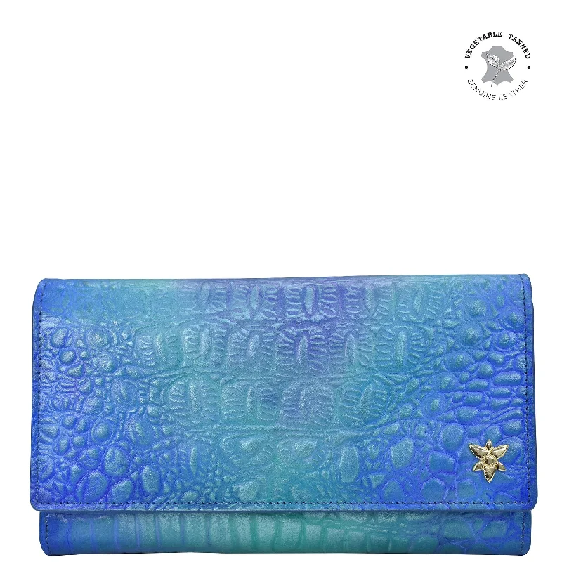 Money clips vs traditional walletsThree Fold Wallet - 1150