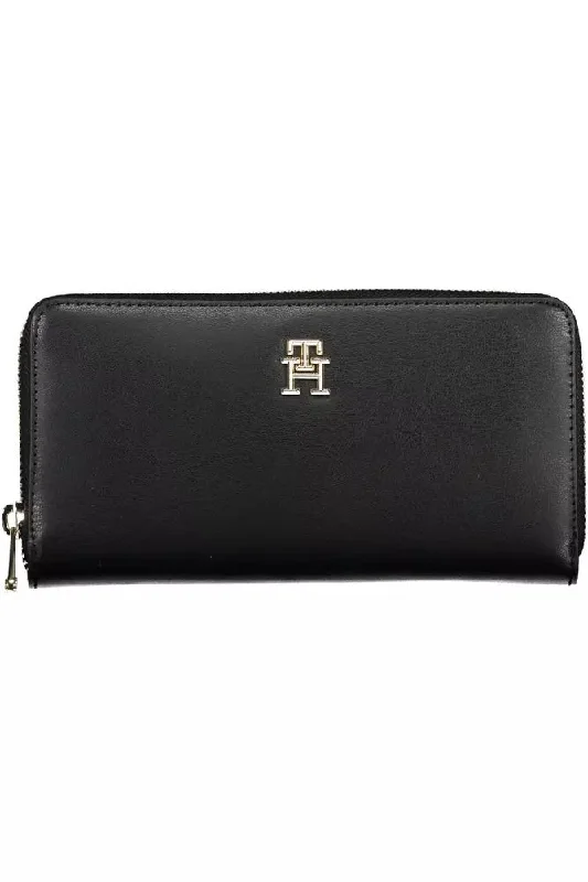 Stainless steel money clips for durabilityTommy Hilfiger  Polyethylene Men's Wallet