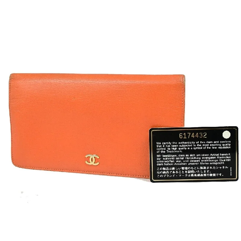Chanel Coco Mark  Leather Wallet  (Pre-Owned)