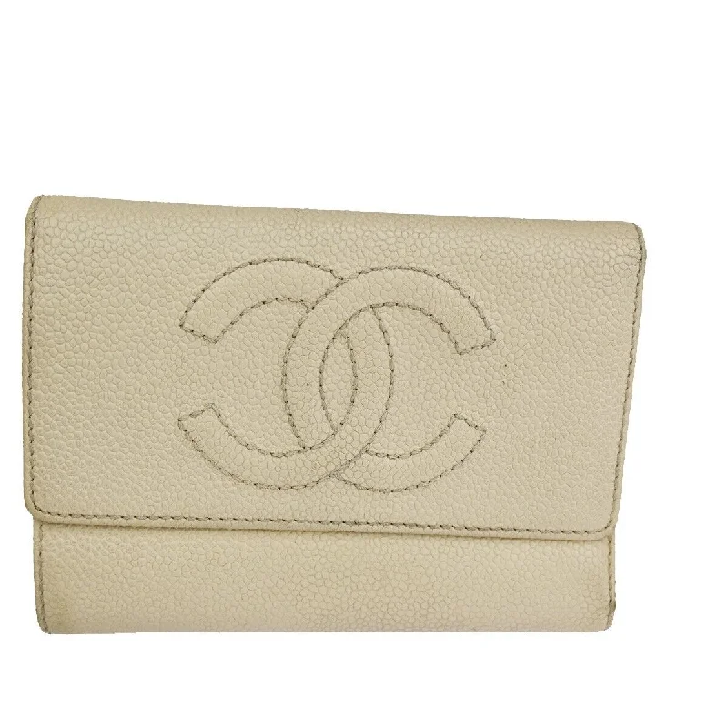 Chanel Logo Cc  Leather Wallet  (Pre-Owned)