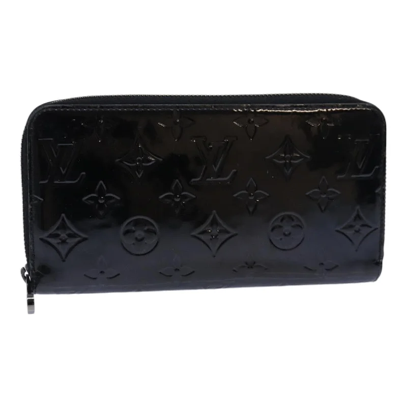 Louis Vuitton Zippy Wallet  Patent Leather Wallet  (Pre-Owned)