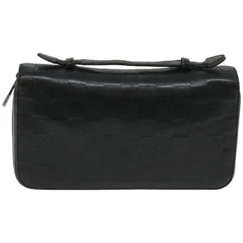 Louis Vuitton Zippy Xl  Leather Wallet  (Pre-Owned)